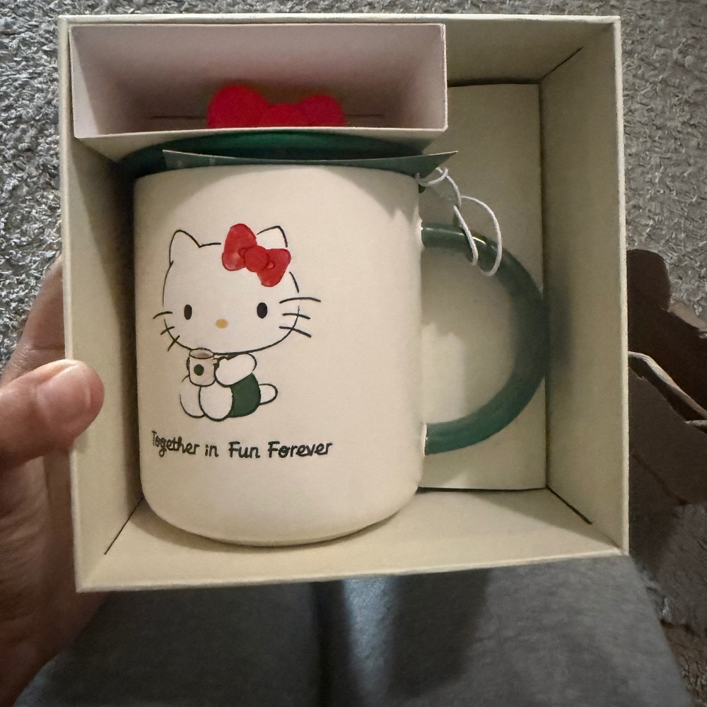 Hello Kitty X Starbucks Mug